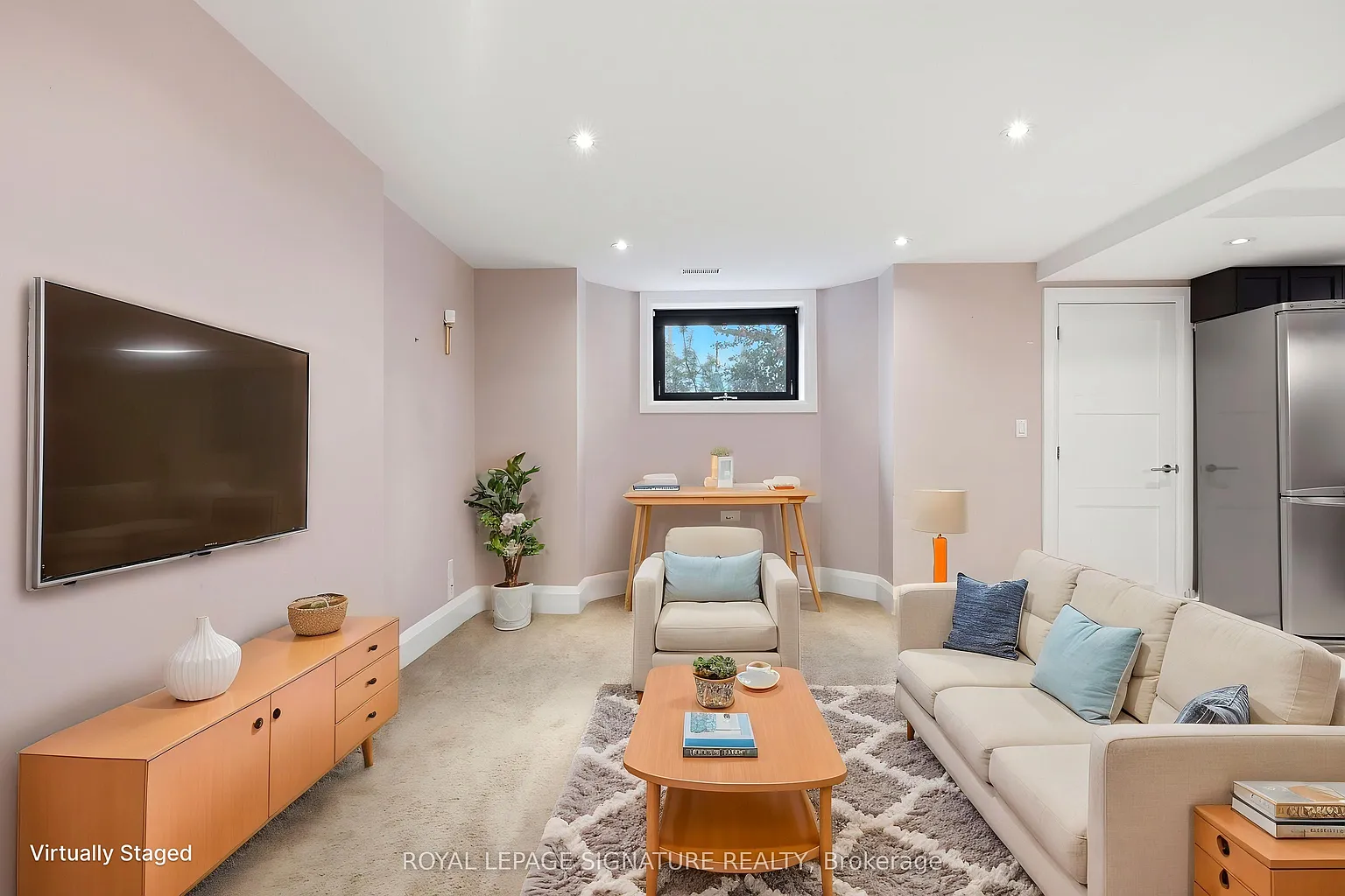 64 Four Oaks Gate #Basement photo 1