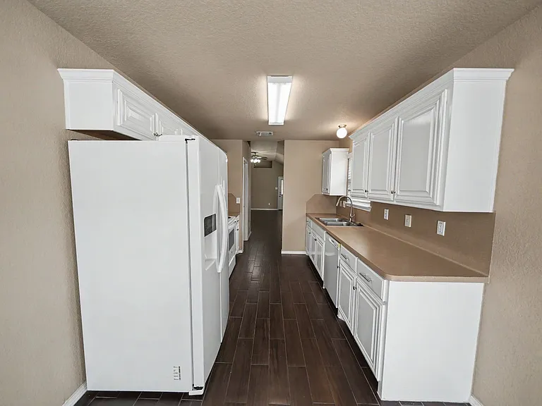 6527 Candleview Ct — Photo 17