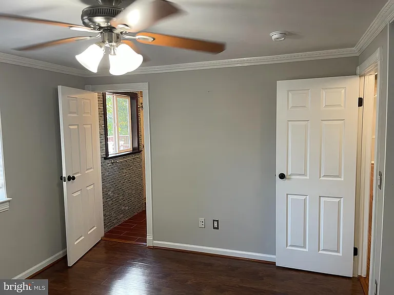 4502 Cub Run Rd — Photo 15