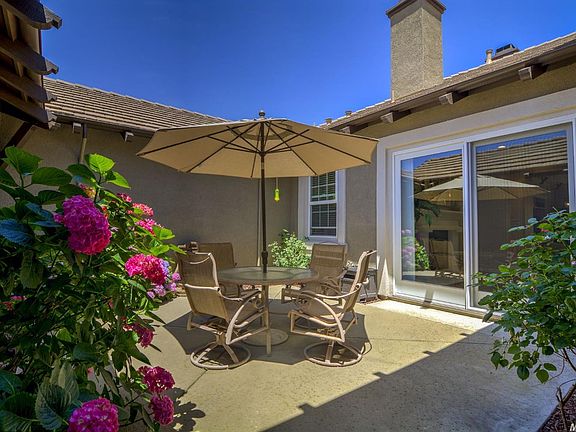 5th image of 1421 Terracina Dr