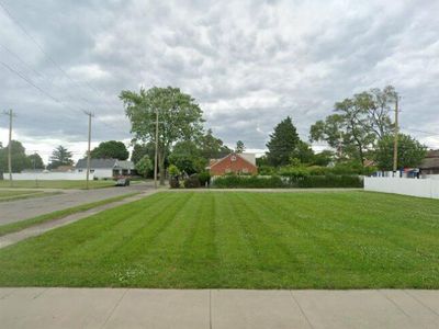 6790 Wyoming St, Dearborn, MI, 48126