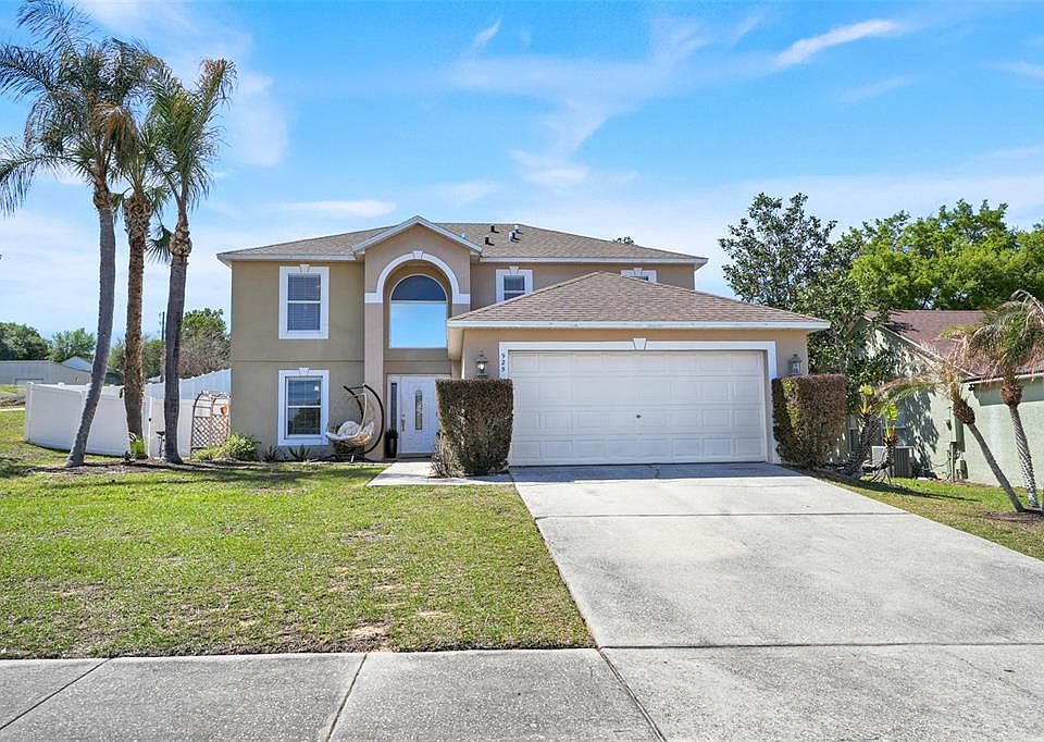 1st image of 925 ROANOKE DRIVE