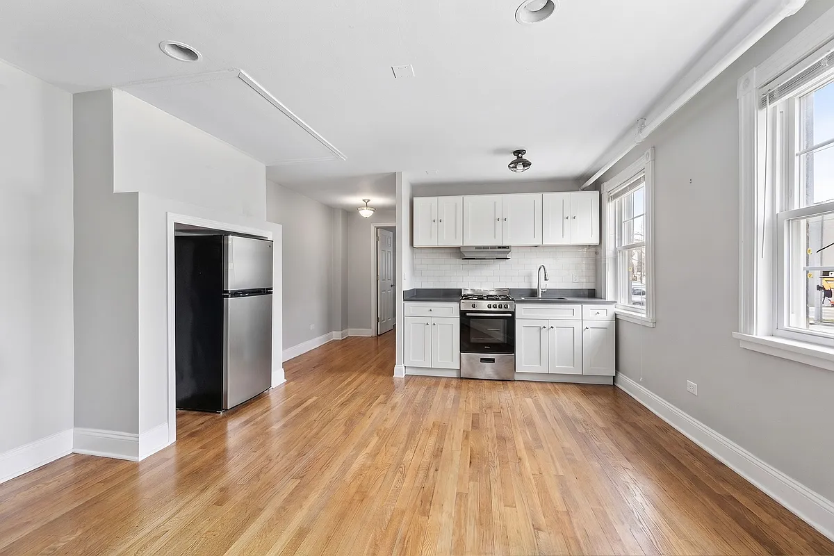 Building Photo - 360 Washington Ave #1R