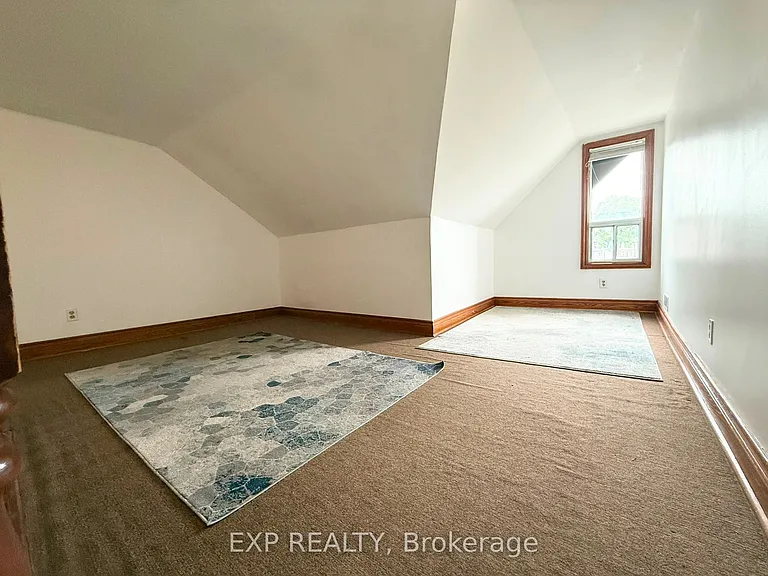 759 Gerrard St E #2 — Photo 9