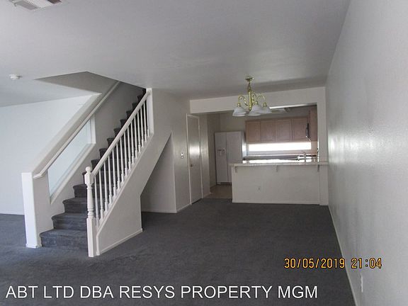 5th image of 3476 Blue Heather Dr