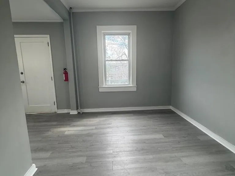 25 W 15th St #2 — Photo 6