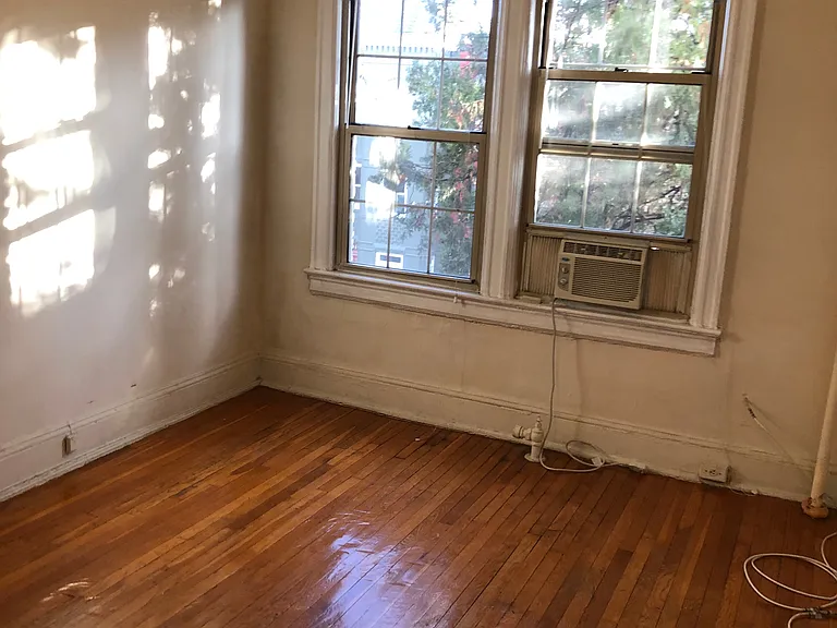 1815 S St. NW — Photo 7