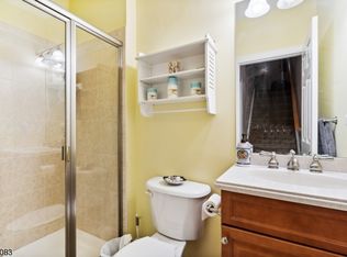 (Undisclosed Address), Flemington, NJ 08822