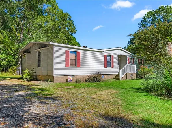 2249 Pinecroft Dr, Burlington, NC 27217
