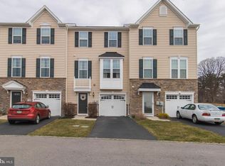 63 Old Cedarbrook Rd, Wyncote, PA 19095