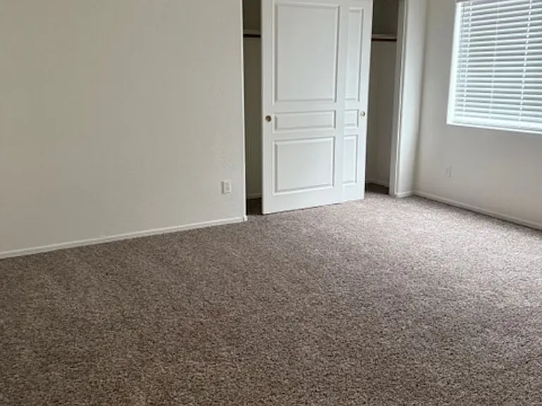 9556 W Blue Sky Dr — Photo 30