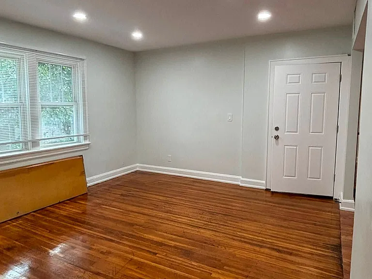 5132 Montgomery Rd — Photo 9