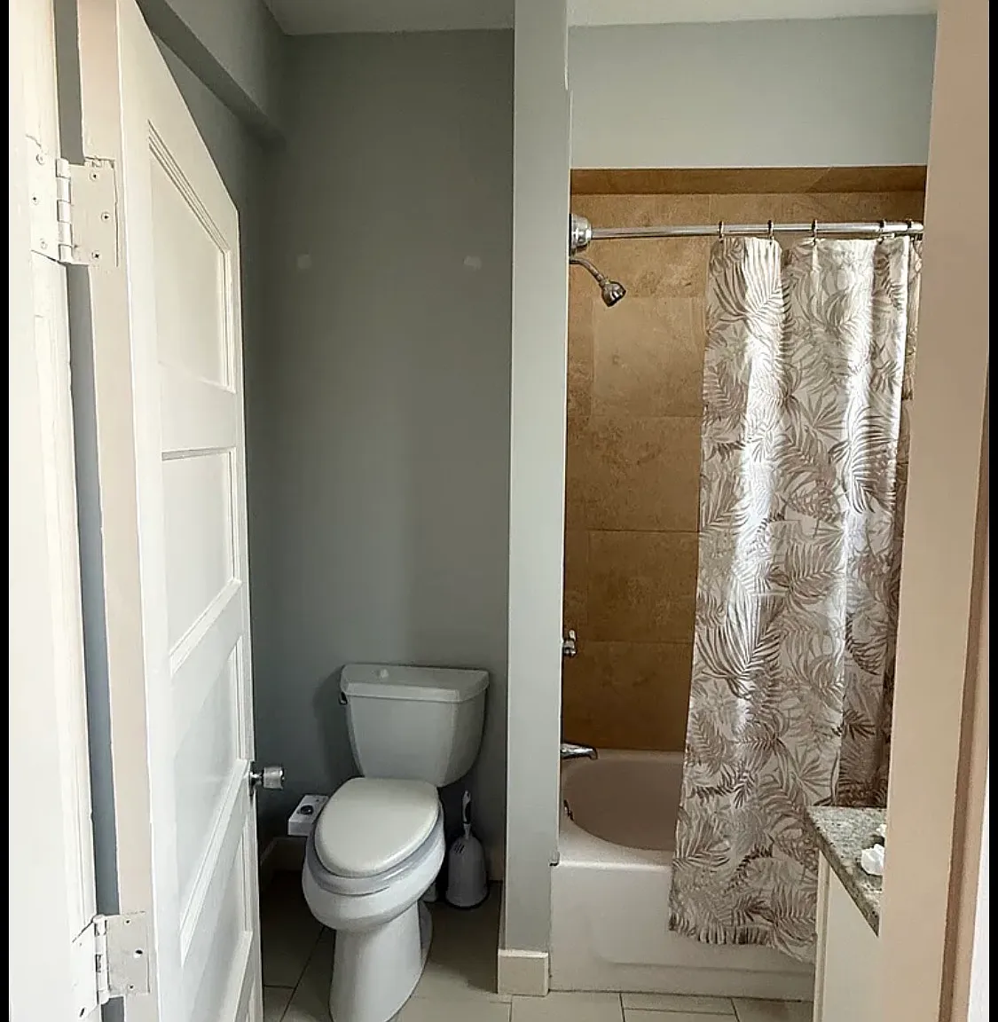 3 bed, 5092 sqft, $3,450 — Photo 4