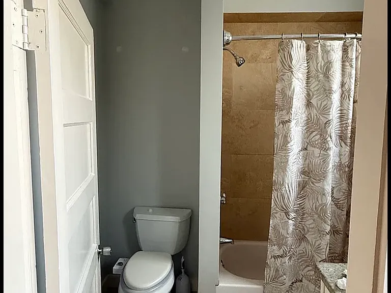 27 Curve St #1 — Photo 4