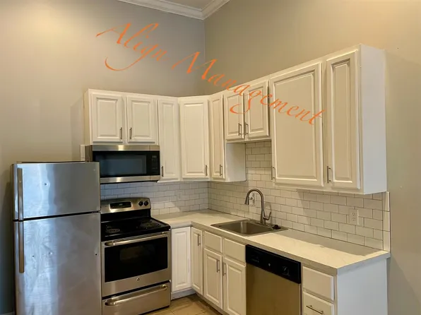 2722 Chippewa St #B, Saint Louis, MO 63118