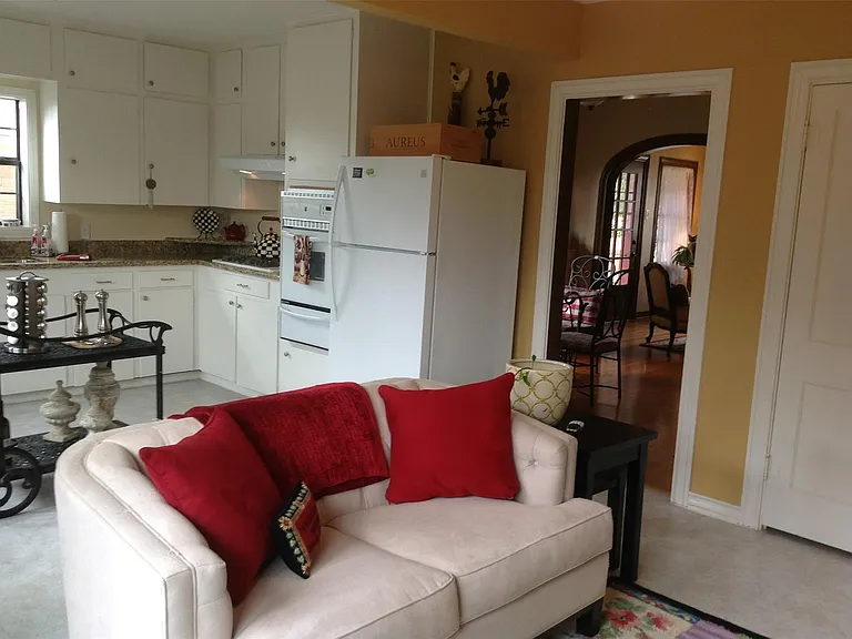 704 Sue St — Photo 16
