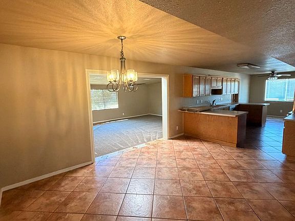 4th image of 164 E Martin Dr