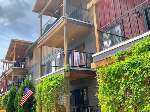 Mission Place, 4015 S Russell St #202, Missoula, MT 59801