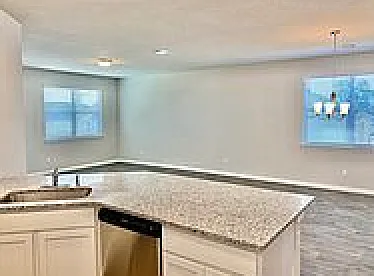 137 Jubilee Dr — Photo 4