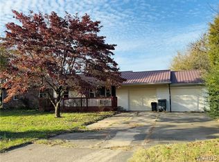 100 Summit Dr, Matthews, MO 63867