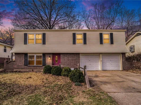 5704 N Denver Ave, Kansas City, MO 64119