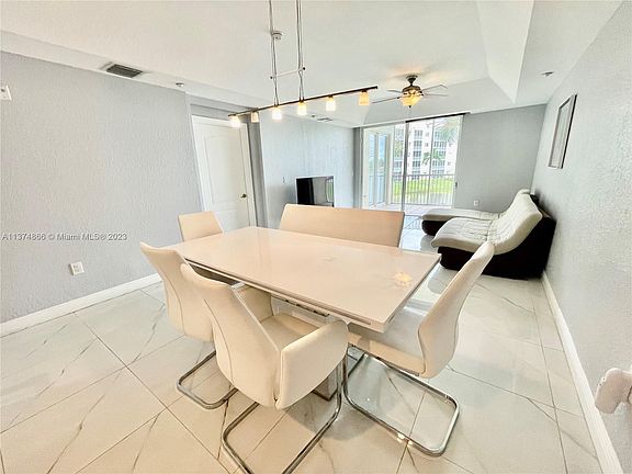 4th image of 10710 NW 66th St APT 212