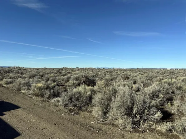 W Thorn Ln, Christmas Valley, OR 97641