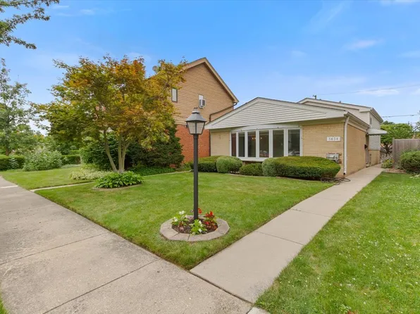 5636 Carol Ave, Morton Grove, IL 60053