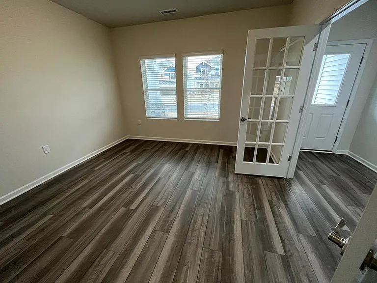Office/Flex space