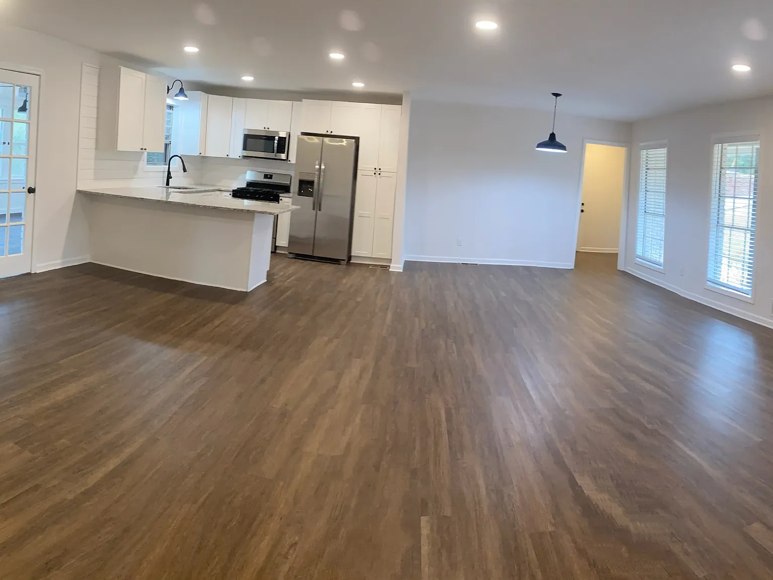 Murray Cir SW, Marietta — Photo 3
