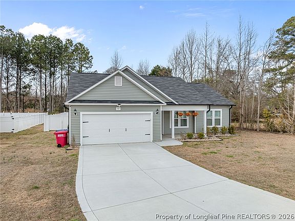 3rd image of 72 Magnolia St