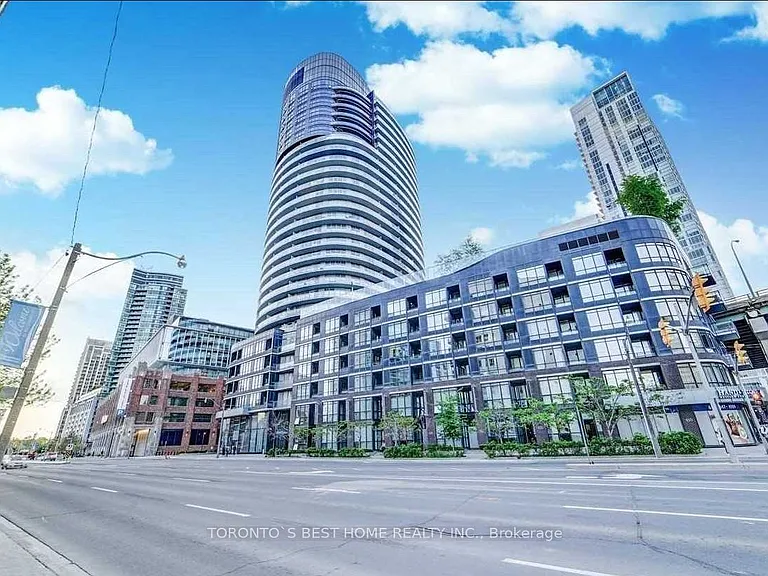 418 Lake Shore Blvd W — Photo 2