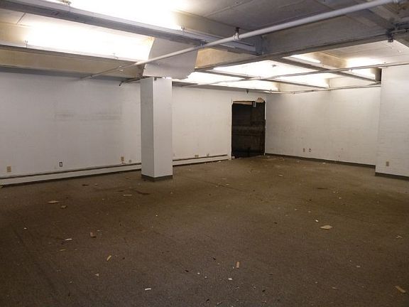 4th image of 12606 18th Ave