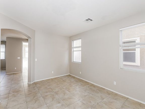 5th image of 132 Rolling Cove Ave