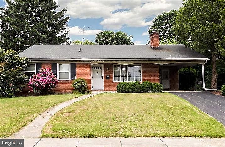 1st image of 304 Columbia Ave