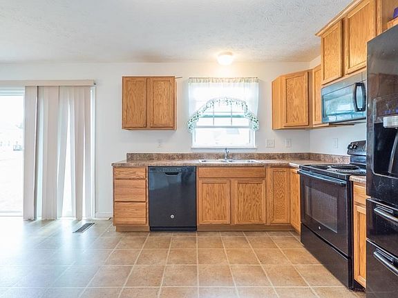 4th image of 5160 Dayflower Dr