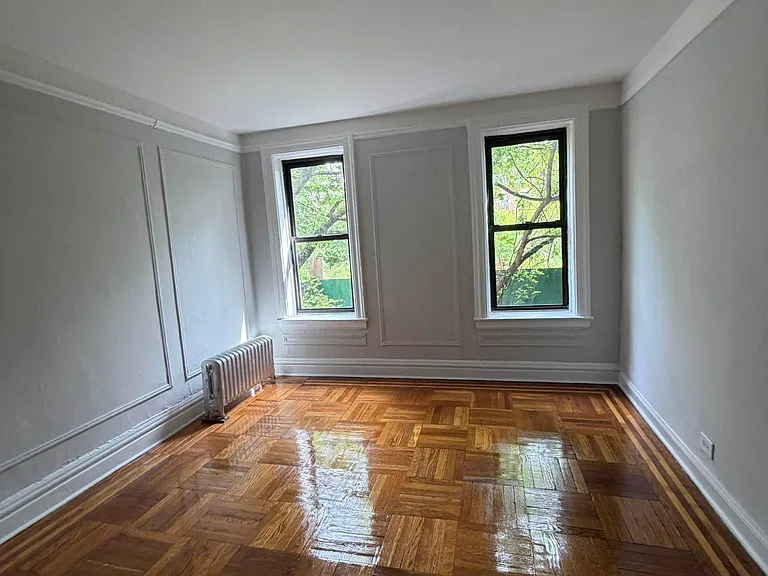 9 Seaman Ave #F — Photo 2
