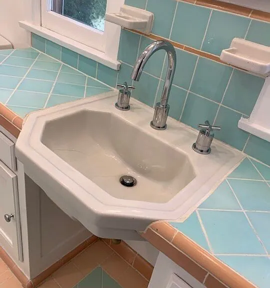 1201 S Ogden Dr — Photo 12