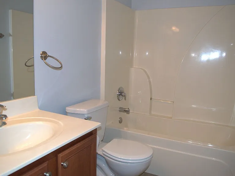 106 Corcoran Dr — Photo 12