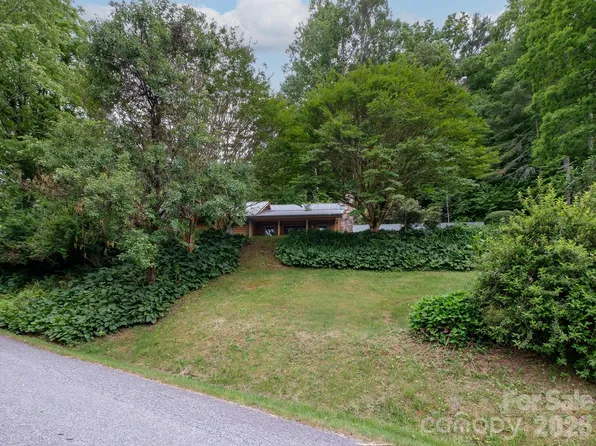 332 Island Cove Rd, Penrose, NC 28766