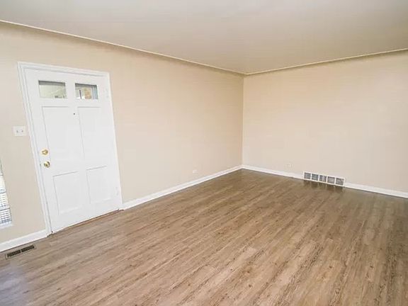 3rd image of 2810 S Delaware St #2830