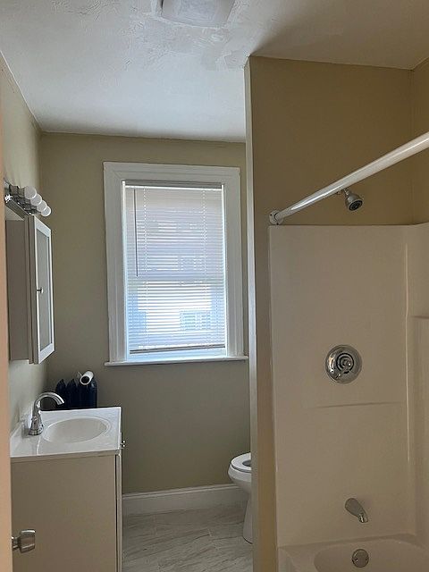 1st image of 17 Homestead Rd