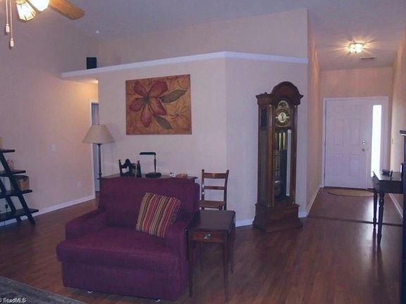 4th image of 365 Old Wood Ln