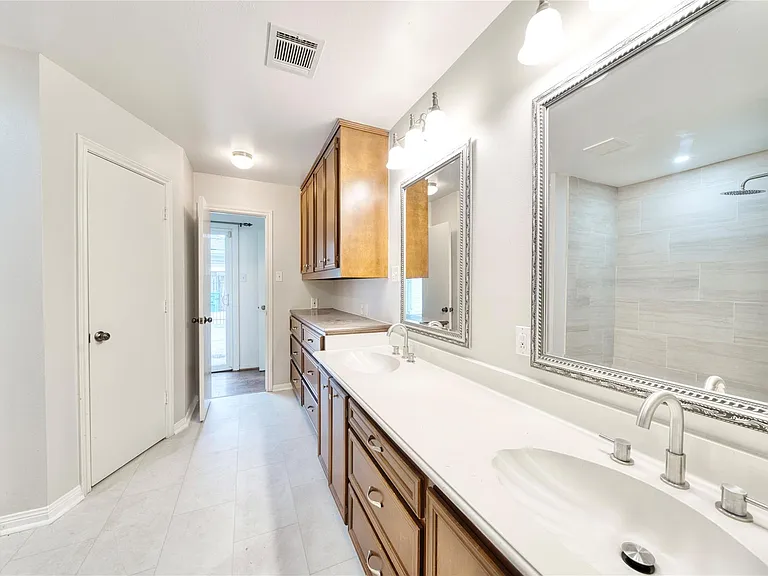 7914 Candle Ln — Photo 37