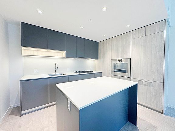 2nd image of 6200 Minoru Blvd #2