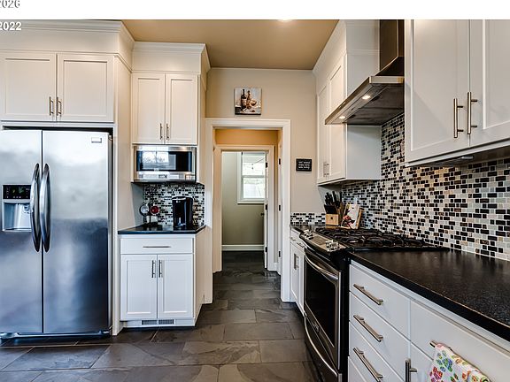 5th image of 6428 Dogwood St
