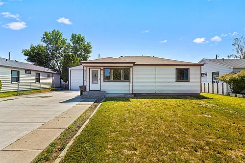320 Clifford St Photo 1