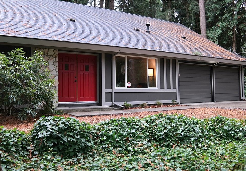 1st image of 14917 108th Ave E