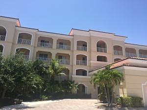 1st image of 32 Harbour Isle Drive W #202