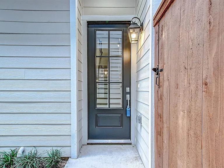 5105 Pine Reach Dr — Photo 4